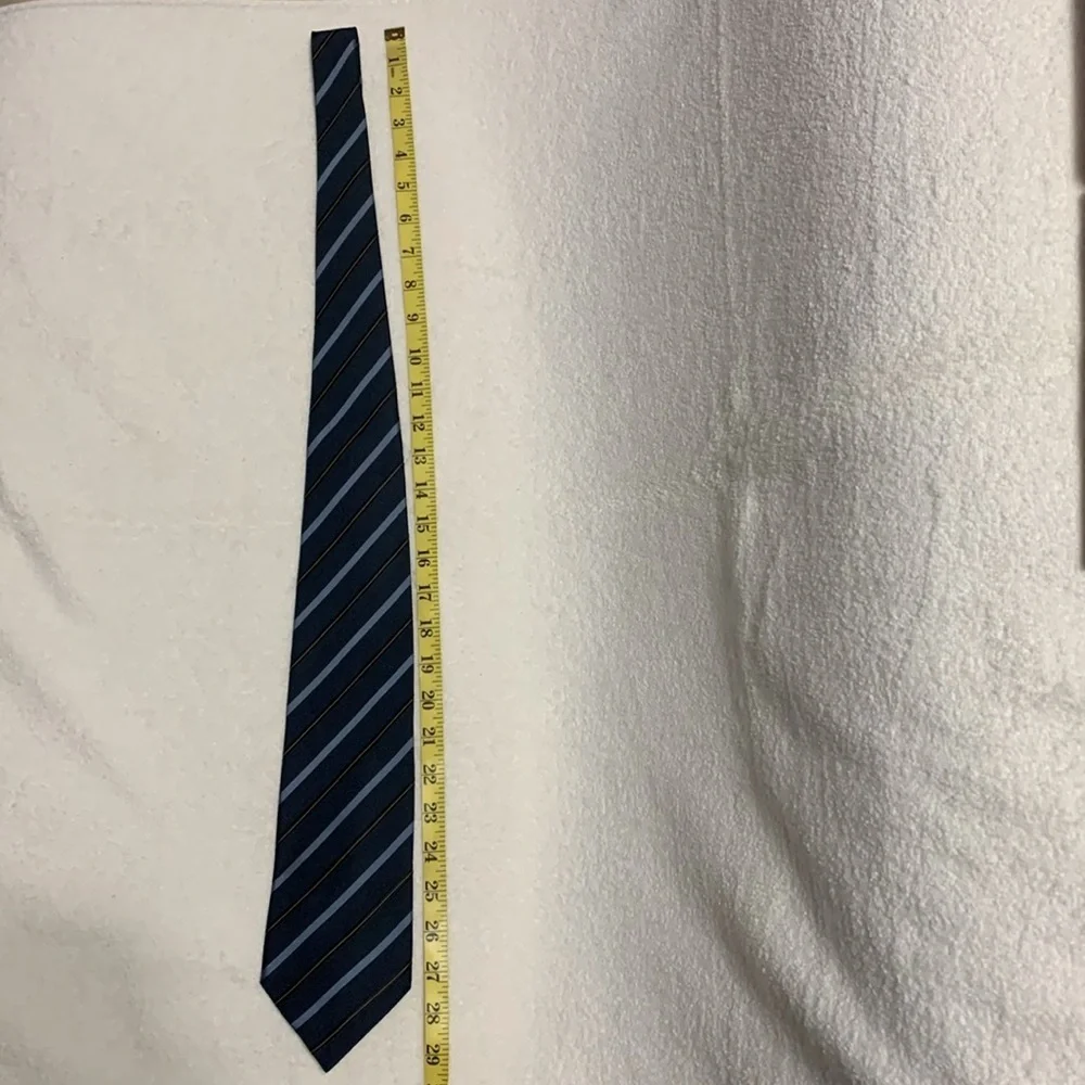 Ermenegildo Zegna Men’s 100% Silk Classic Blue Striped Tie Luxury Professional